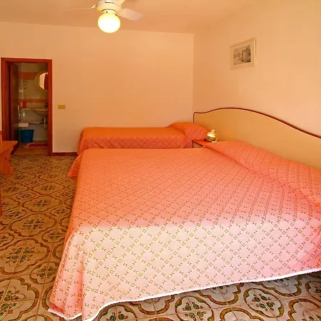 Park Calitto מלון