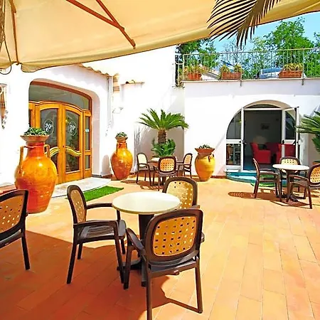 Hotel Park Calitto 3*