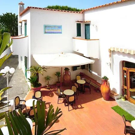 Park Calitto Отель Форио