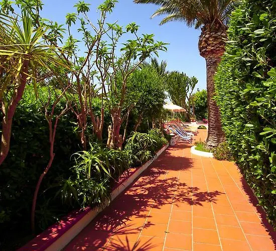 Отель Park Calitto 3*